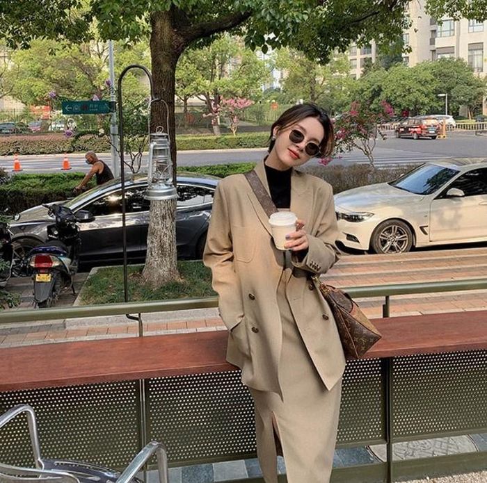 Một set đồ matching chưa bao giờ hết hot mỗi mùa thu đến.