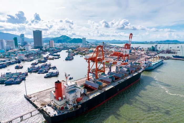 Cảng Quy Nhơn làm việc xuyên suốt 4 ngày nghỉ Lễ Quốc khánh 2/9.