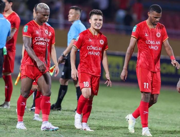 Quang Hải vẫn chưa thể hiện được nhiều sau khi trở về từ Pau FC. Ảnh: Hoàng Linh