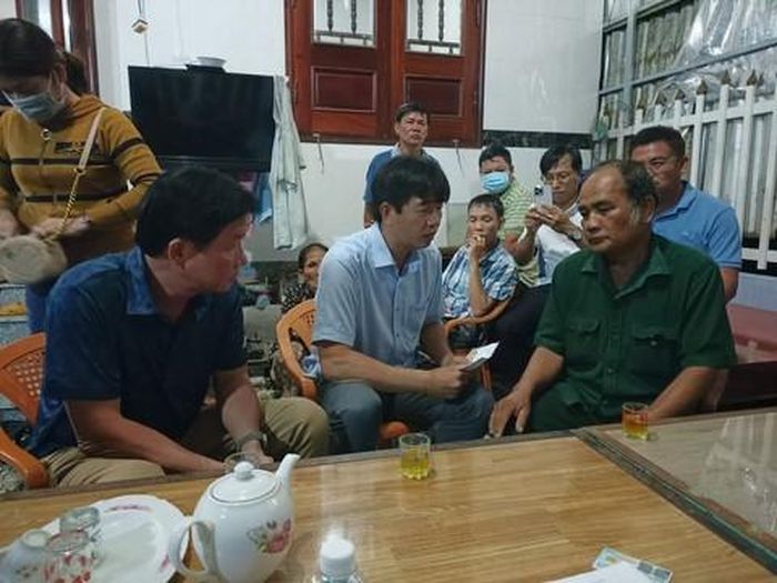 Lãnh đạo TP.Phan Thiết chia buồn cùng gia đình anh Đốn