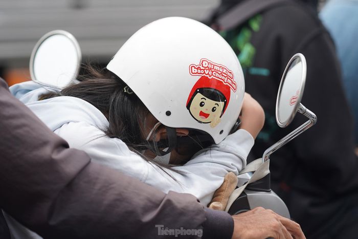 Mệt mỏi sau hành trình dài...