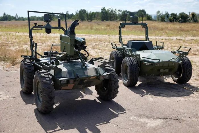 Robot tấn công được trang bị tháp pháo tự động của Ukraine. Ảnh: X