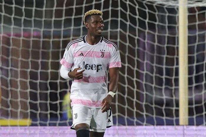 Một lần nữa, Pogba lại dính chấn thương