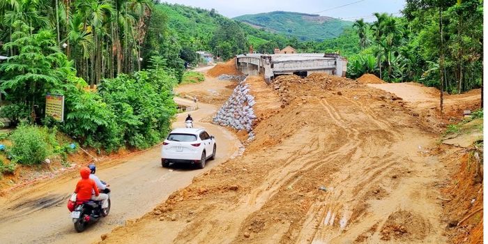Lãnh đạo tỉnh Quảng Nam đề nghị các sở ngành, địa phương nỗ lực hơn, tập trung hơn trong vấn đề giải ngân vốn đầu tư công.