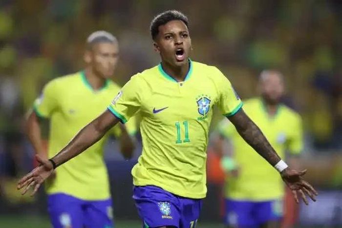  Tuy nhiên, Rodrygo sau đó khai thông bế tắc cho đội chủ nhà với pha đệm cận thành. 