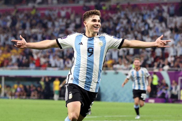 Alvarez cùng Argentina vô địch World Cup 2022