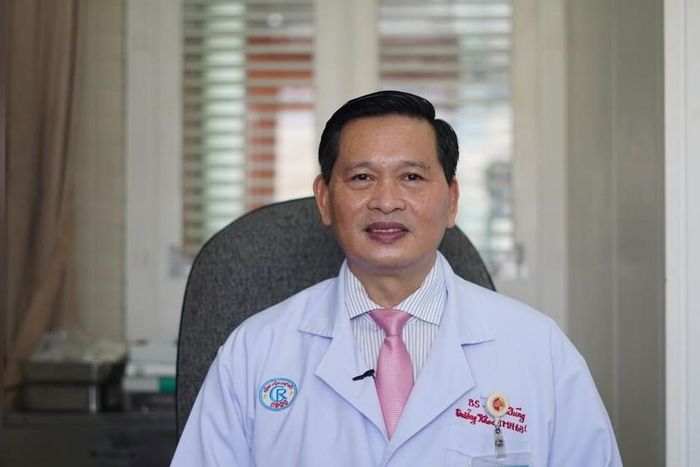 BS CK2 Hoàng Bá Dũng - Trưởng khoa Tai Mũi Họng, Bệnh viện Chợ Rẫy. Ảnh: BVCC