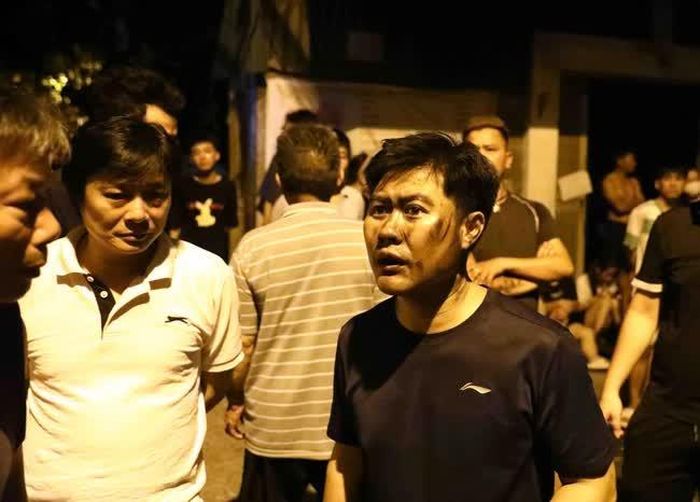 1 người dân gần đám cháy bàng hoàng kể lại sự việc