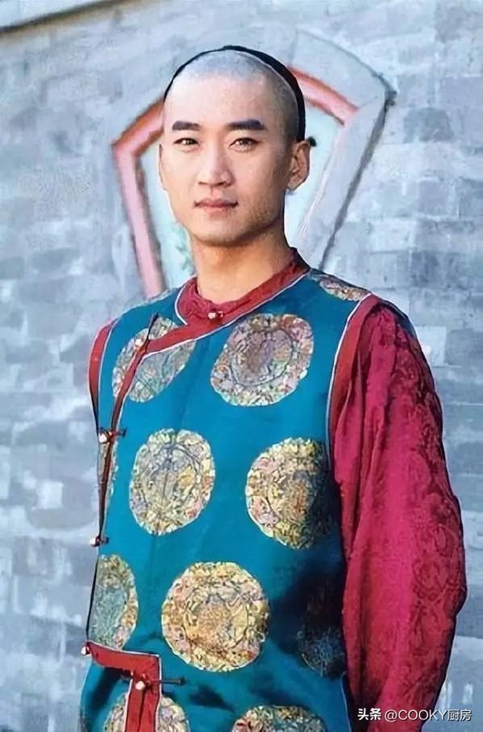 Châu Kiệt trong chân dung Phúc Nhĩ Khang