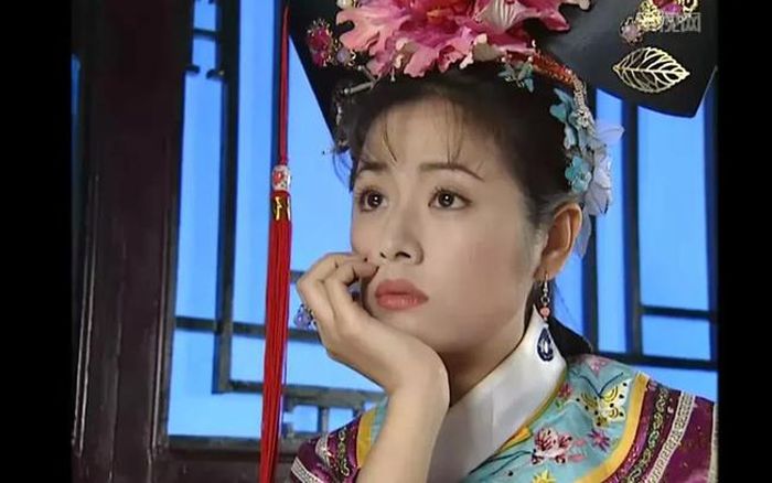Lâm Tâm Như trong chân dung Hạ Tử Vy, phim "Hoàn Châu cách cách"