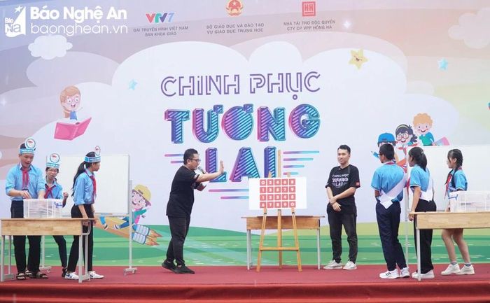  Chương trình có nhiều phần thi hấp dẫn, lý thú. Ảnh: Mỹ Hà 