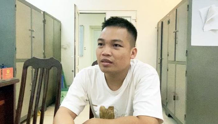 Thượng úy Nguyễn Quốc Cường cùng đồng đội đã kịp thời cứu sống nhiều người khỏi đám cháy.