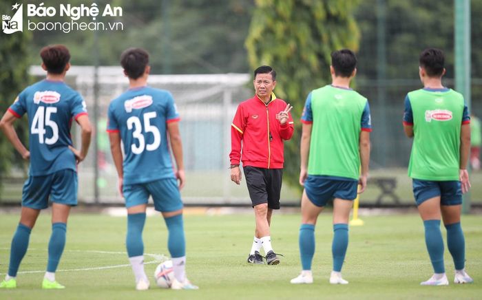 Tại ASIAD 19 các đội được quyền đăng ký cầu thủ thuộc lứa U24 và có thêm 3 cầu thủ trên tuổi. Ảnh: Hải Hoàng