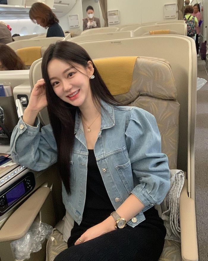 Áo khoác denim vừa giữ ấm vừa tạo vẻ cá tính cho chủ nhân