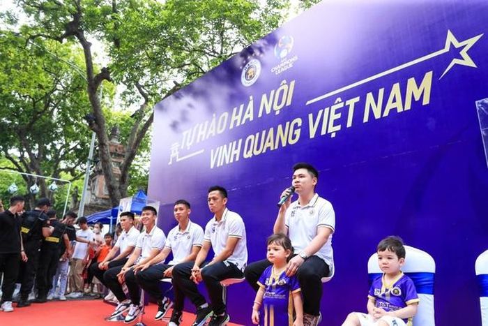 Chủ tịch CLB Hà Nội đặt mục tiêu cao tại AFC Champions League và V-League (Ảnh: CLB Hà Nội)