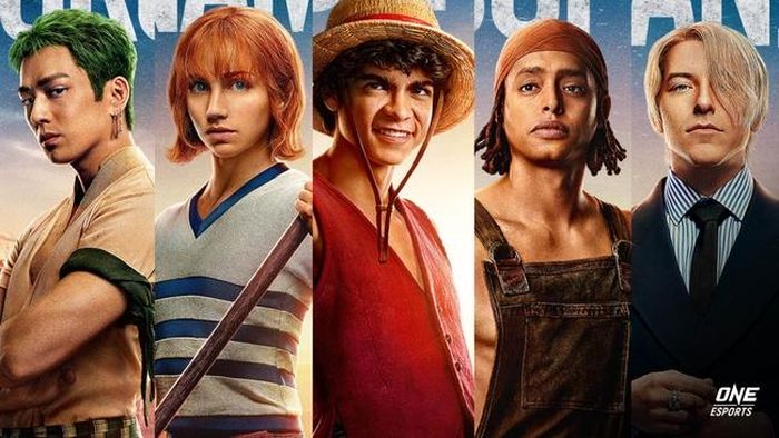 Arata Mackenyu, Emily Rudd, Inaki Godoy, Jacob Romero và Taz Skylar (từ trái qua)