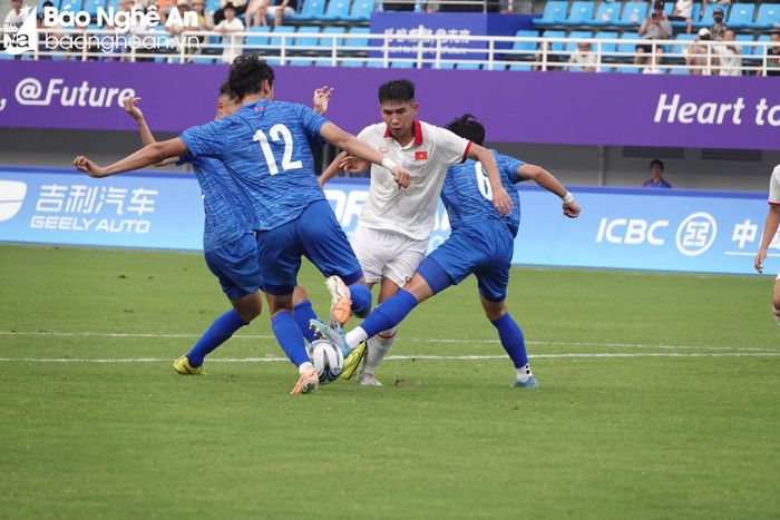 Đây là giải đấu lớn cho các cầu thủ trẻ học hỏi kinh nghiệm. Ảnh: Thụy An