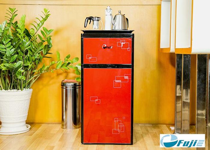 Nên sử dụng nước tinh khiết cho cây nước nóng lạnh