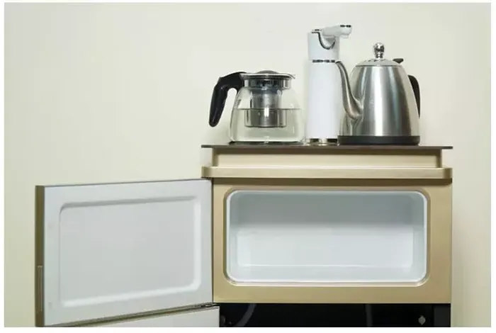 Ngăn chứa đồ rộng rãi để có thể bỏ các đồ dùng cần thiết