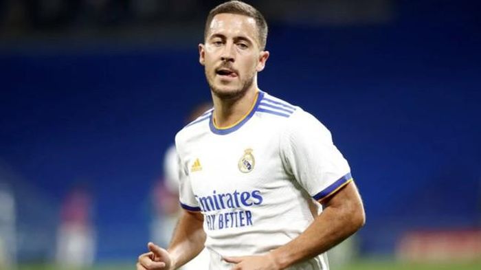 Hazard đang là cầu thủ tự do sau khi rời Real Madrid.