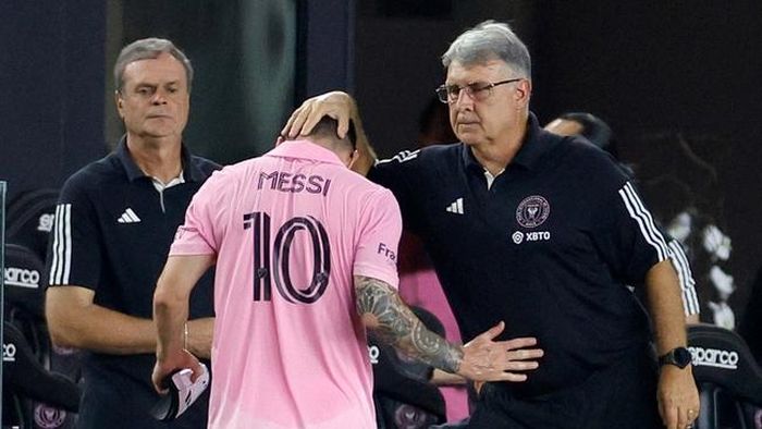 Messi rời sân sớm ở trận Inter Miami thắng đậm Toronto FC.