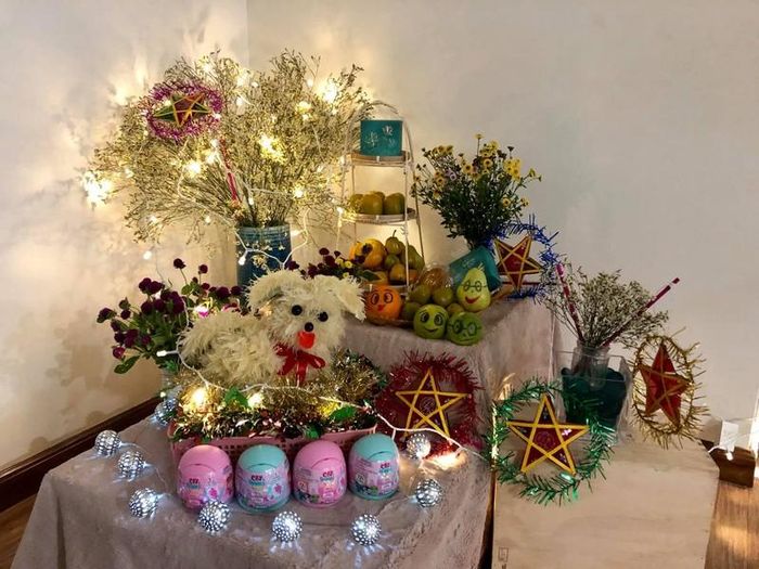 Mâm cỗ Trung thu sặc sỡ sắc bé nào cũng thích mê.