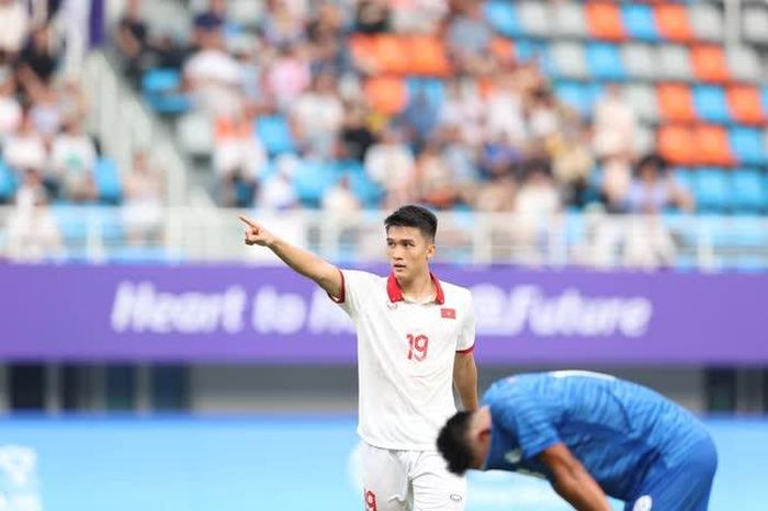 Chờ tin vui của Olympic Việt Nam - Ảnh Hoàng Linh