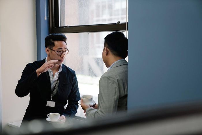  Đóng góp cho cuộc họp không có nghĩa là phải có mặt