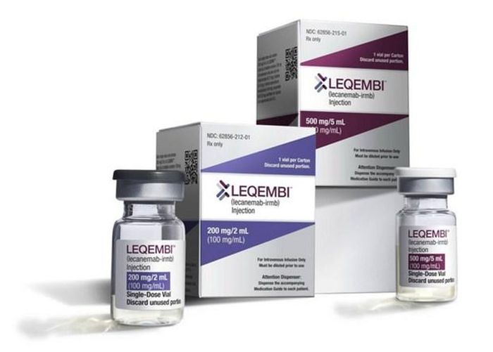 Các lọ Lecanemab, được bán trên thị trường với tên Leqembi, dành cho thị trường Hoa Kỳ. (NGuồn: Kyodo)
