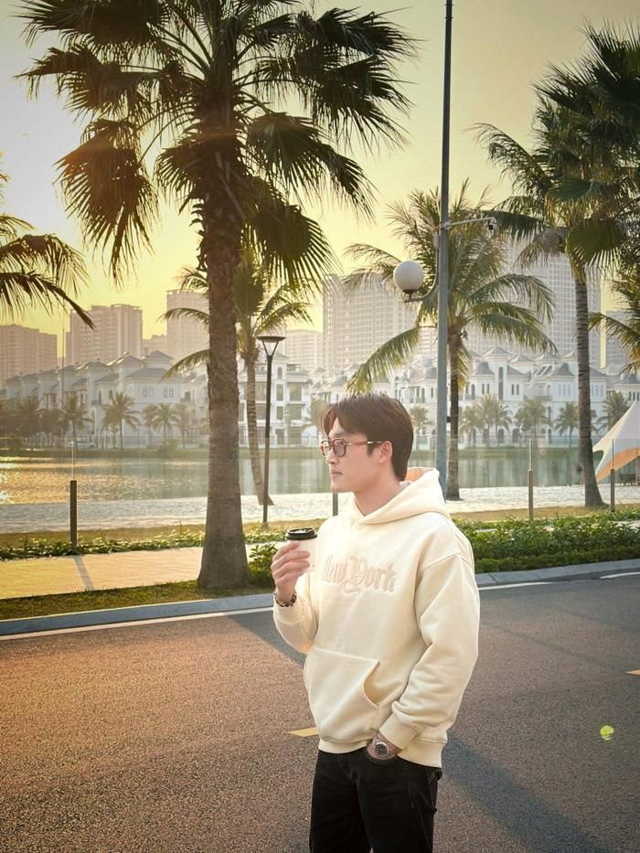 Hiện tại Đình Tú vẫn đang độc thân
