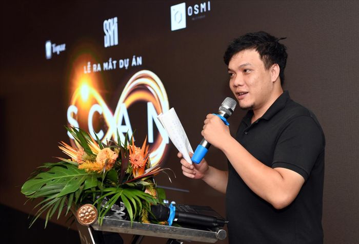Ông Đinh Đức Hoàng chia sẻ tại lễ ra mắt dự án Scan - truyền thông bền vững trong kỷ nguyên đầy biến động. Ảnh: Hoàng Anh.