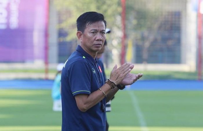 HLV Hoàng Anh Tuấn có cái khó riêng trong việc lựa chọn nhân sự