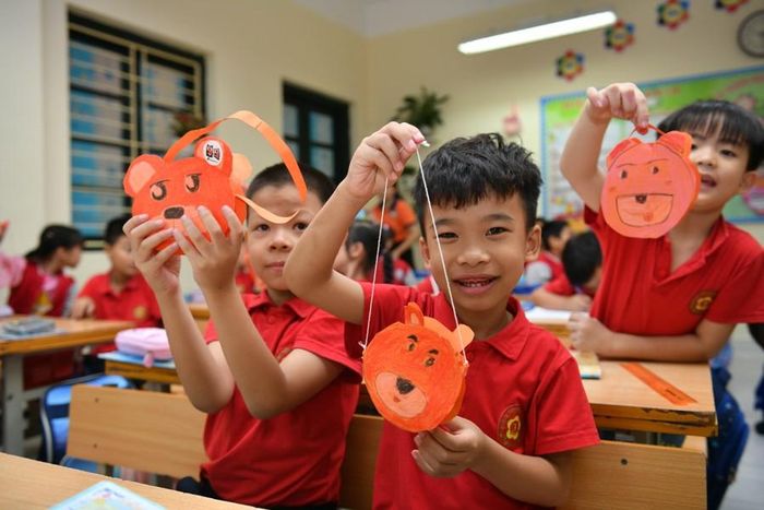 Tổ chức Động vật Châu Á đề cao việc giáo dục bảo vệ môi trường và động vật hoang dã đặc biệt là loài gấu thông qua các hoạt động chơi theo chủ đề.