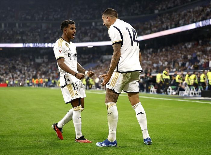 Thắng trận 2-0, Los Blancos có được 18 điểm, nhiều hơn Barca 1 điểm nhưng vẫn xếp sau "hiện tượng" Girona với 1 điểm ít hơn
