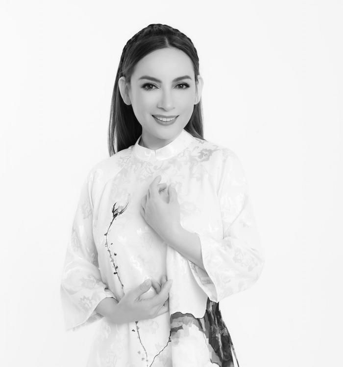 Mặc dù đã về thế giới bên kia nhưng hình ảnh và giọng hát của ca sĩ Phi Nhung luôn ở trong tim người hâm mộ, bạn bè và người thân.