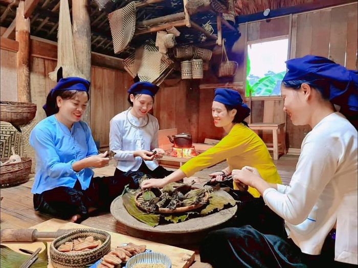 Chương trình tôn vinh vẻ đẹp, sự khéo léo của người phụ nữ.