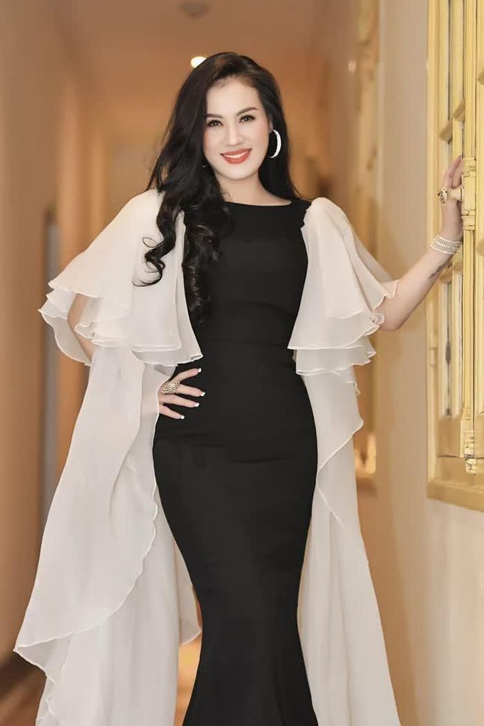 Ca sĩ Ngọc Châm