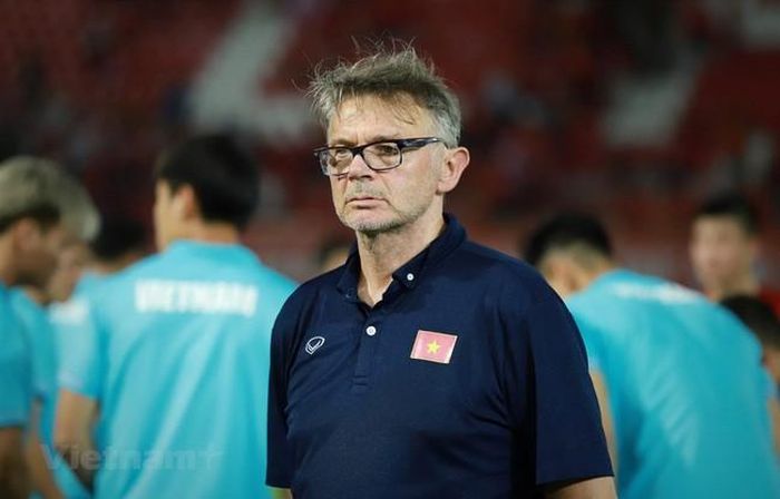 HLV Troussier luôn có những phương pháp xử lý tình huống thú vị