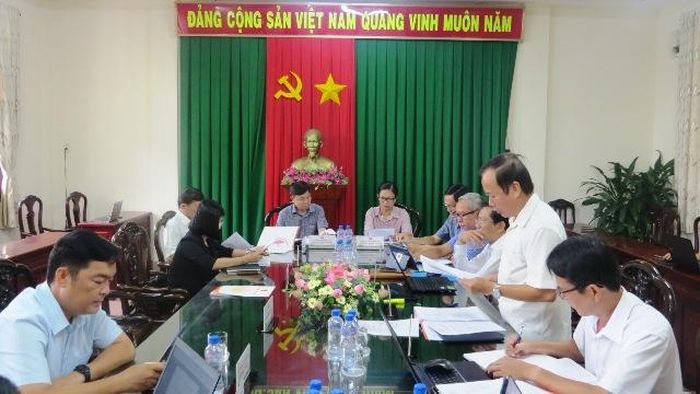 Quang cảnh cuộc họp