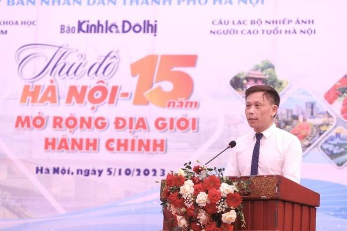 PGS.TS Nguyễn Thành Lợi - Tổng biên tập báo Kinh tế và Đô thị, Trưởng Ban tổ chức phát biểu khai mạc