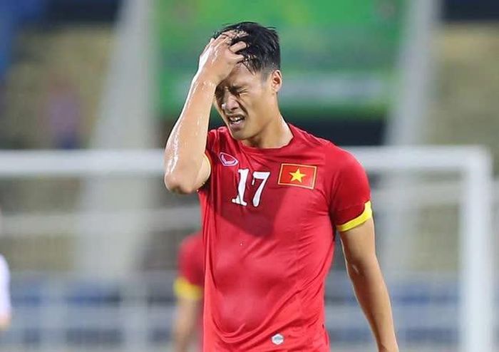 Hồng Quân dần "mất tích" trong màu áo ĐTQG