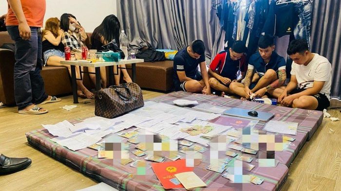 Hang ổ của các đối tượng có sử dụng ma túy tại thời điểm bị khám xét. (Ảnh: CAQB)