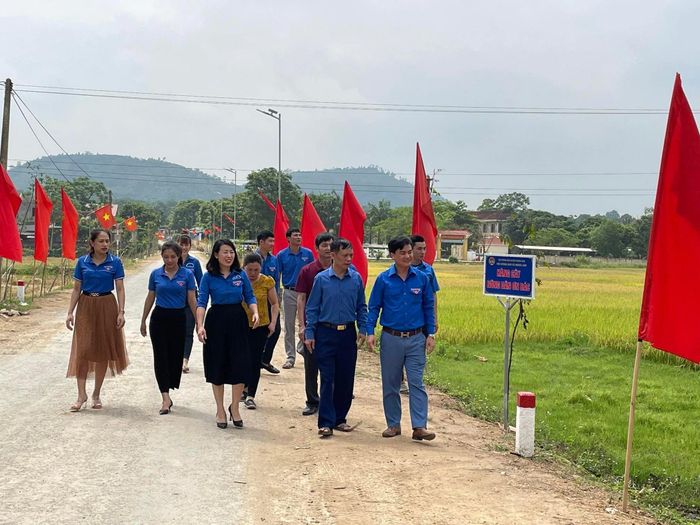  Đoạn đường liên xóm Yên Lâm, xã Nghĩa Lâm. Ảnh: Minh Thái 