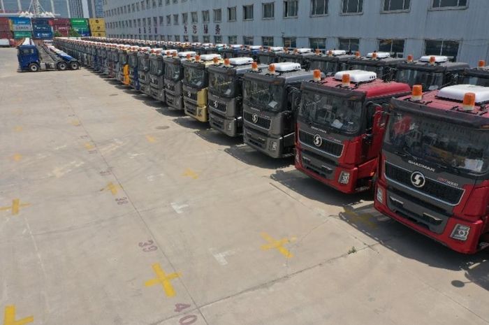  HNT Logistics luôn sẵn các đầu xe phục vụ nhu cầu vận tải của khách hàng 