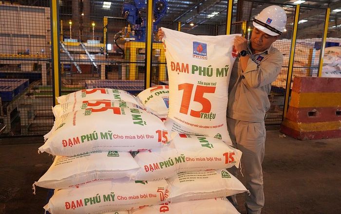 Tấn đạm thứ 15 triệu được đóng bao vào ngày 10/10/2023.