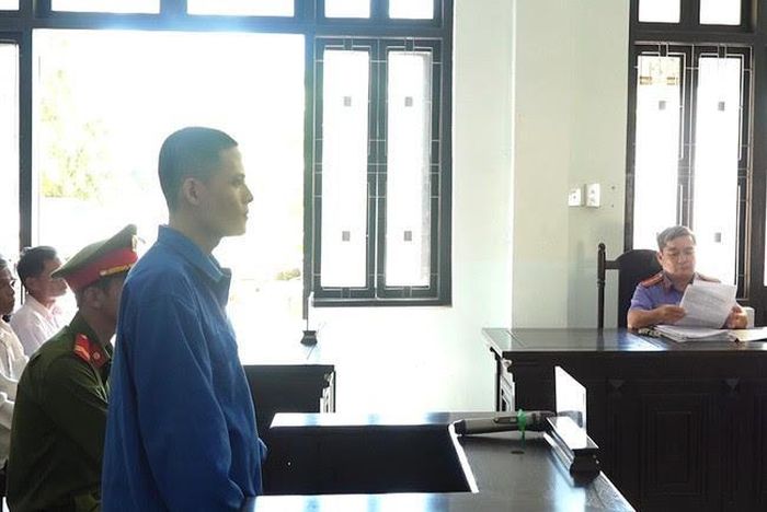 Do từng sử dụng ma túy dẫn tới bị loạn thần, Võ Văn Thành (xã Lộc Bổn, huyện Phú Lộc, Thừa Thiên -Huế) đã ra tay sát hại chú ruột rồi ném xác xuống giếng.