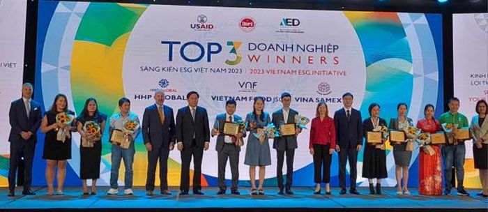Công bố top 3 doanh nghiệp chiến thắng chương trình Sáng kiến ESG Việt Nam 2023.
