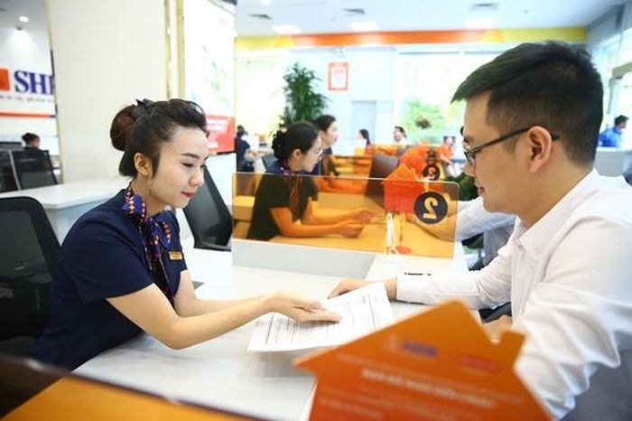 SHB sẽ phát hành hơn 45 triệu cổ phiếu ESOP cho người lao động, với mức giá chào bán 10.000 đồng/cổ phiếu.