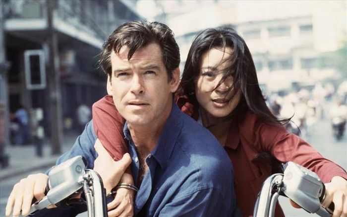 Dương Tử Quỳnh trong phim Bond "Tomorrow Never Dies"