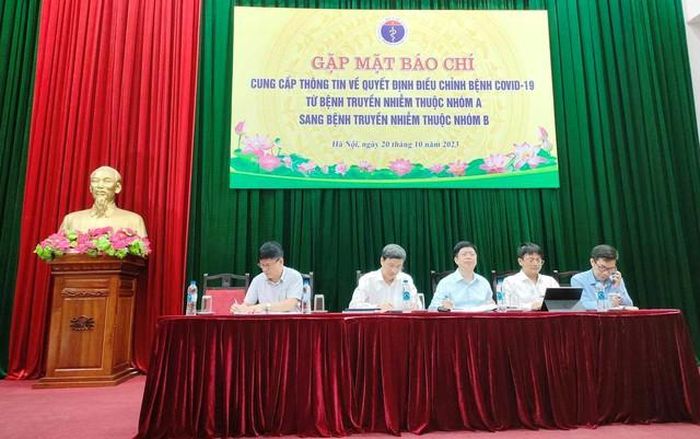 Gặp mặt báo chí cung cấp thông tin về Quyết định số 3896/QĐ-BYT của Bộ Y tế ban hành ngày 19-10.